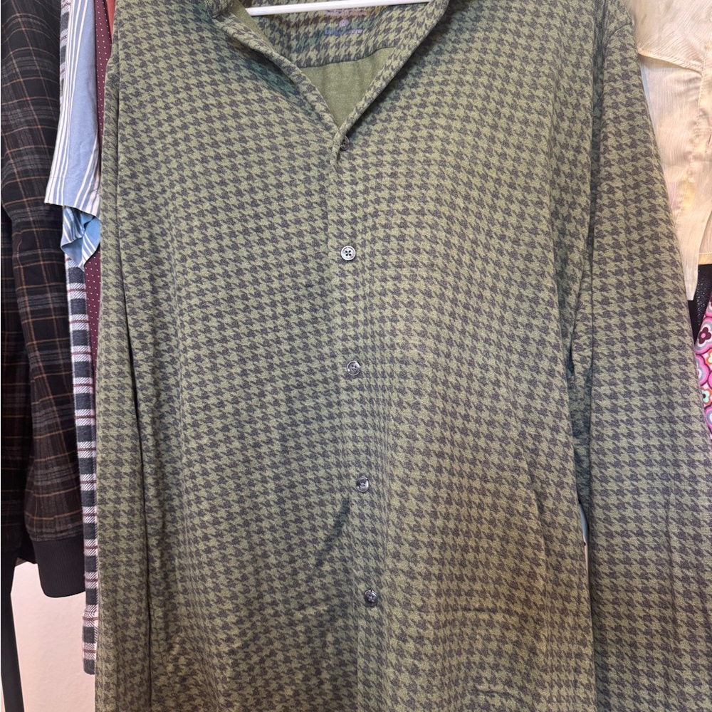 Stone Rose Olive Houndstooth Shirt